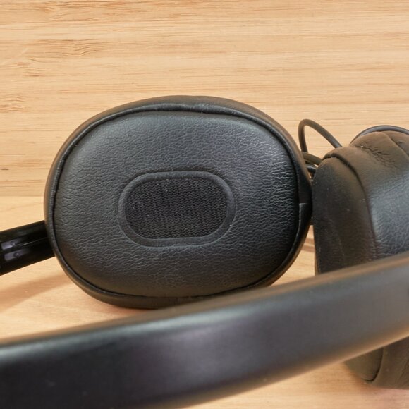 Sony MDR-NC40 Noise Cancelling Headphones / Folding Design / With Carry Case - Picture 6 of 8